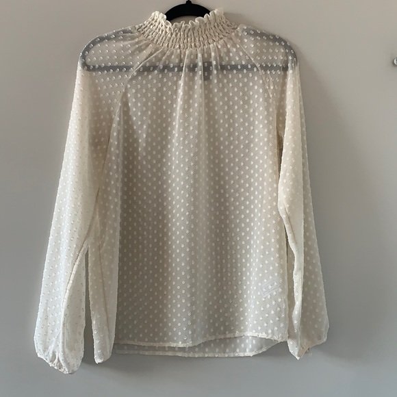 Tops - Gorgeous cream blouse. Perfect for work